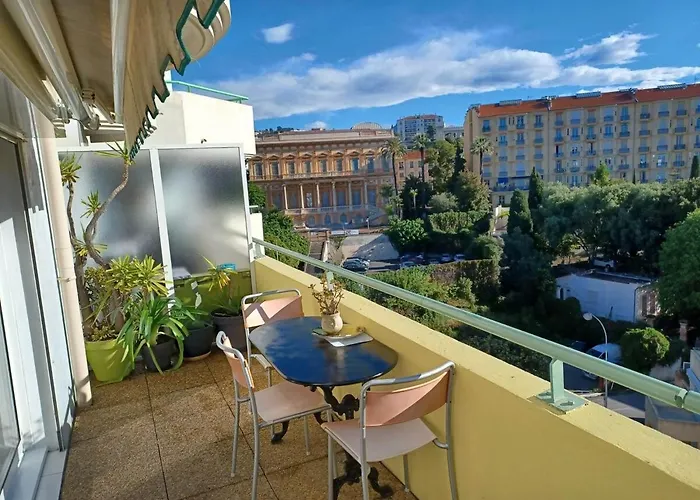 L'escale A La French Riviera